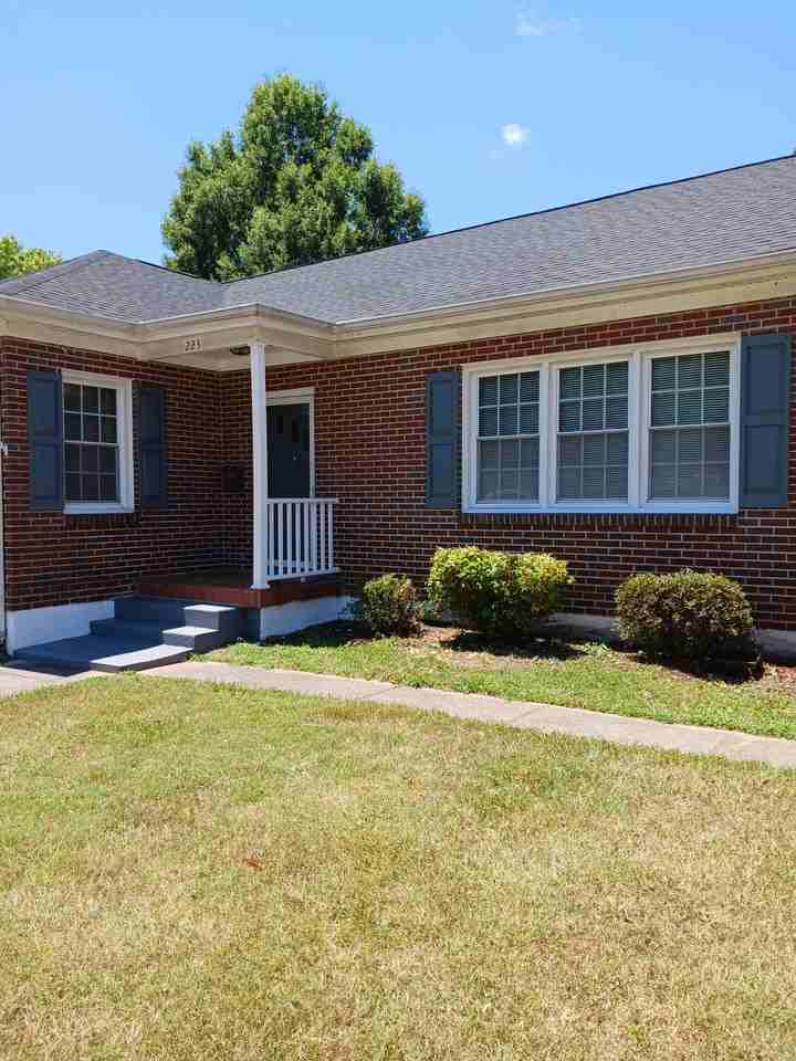 223 Arnett Blvd #1 - Photo 2 of 20