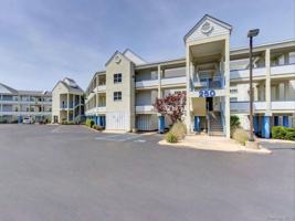 featured image of 250 Dune Rd #120