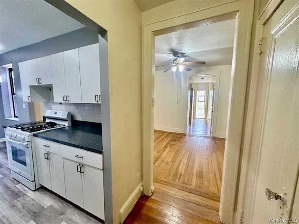312 Main St #6C - Photo 4 of 16