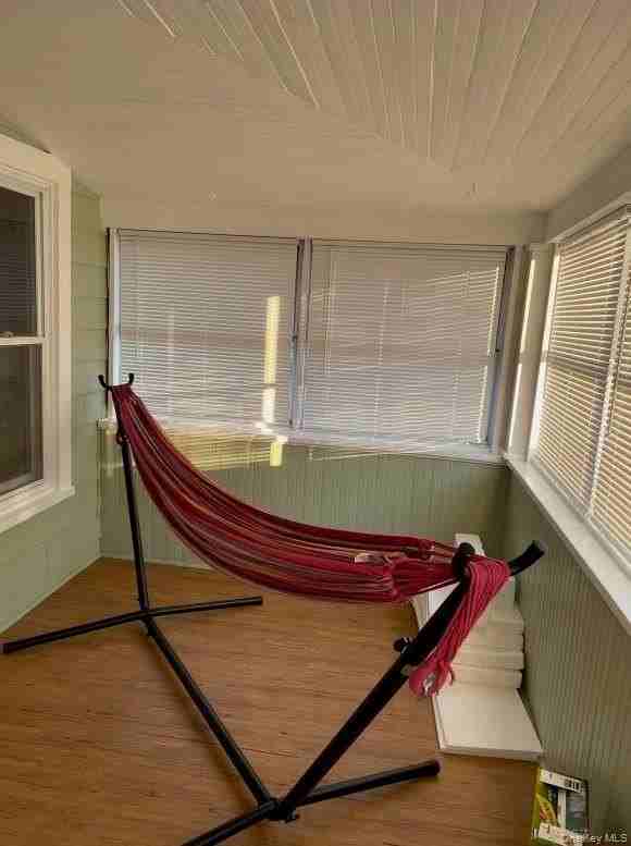 7 Travis Ave - Photo 2 of 16