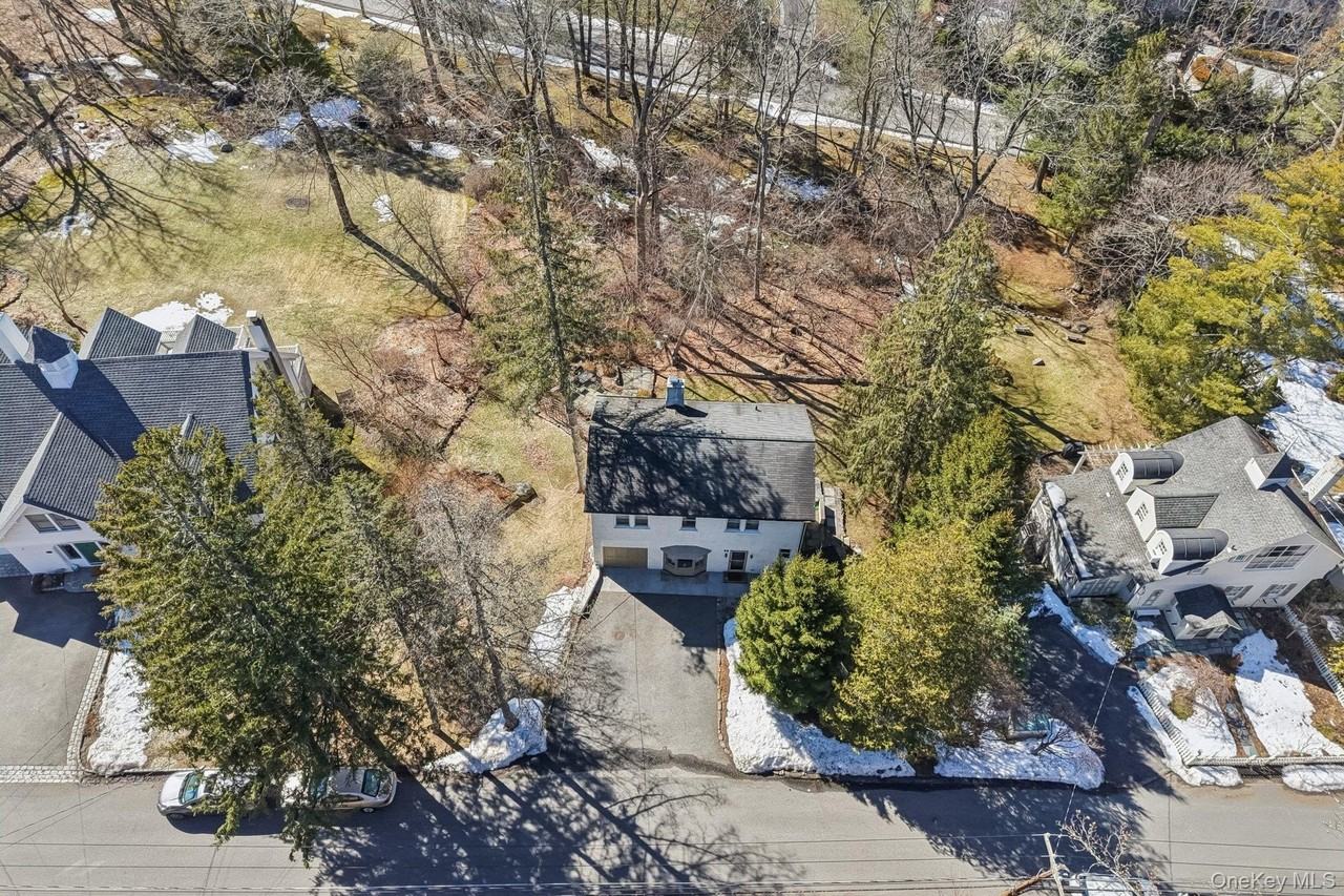 56 Clubhouse Rd - Photo 2 of 43