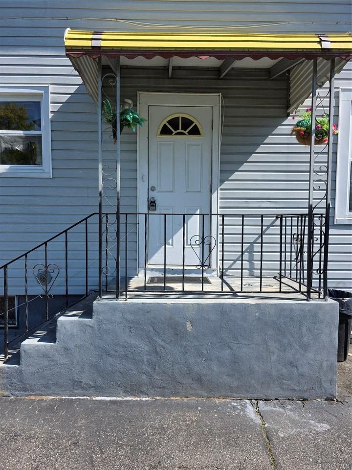 523 Hawthorne Ave - Photo 2 of 16