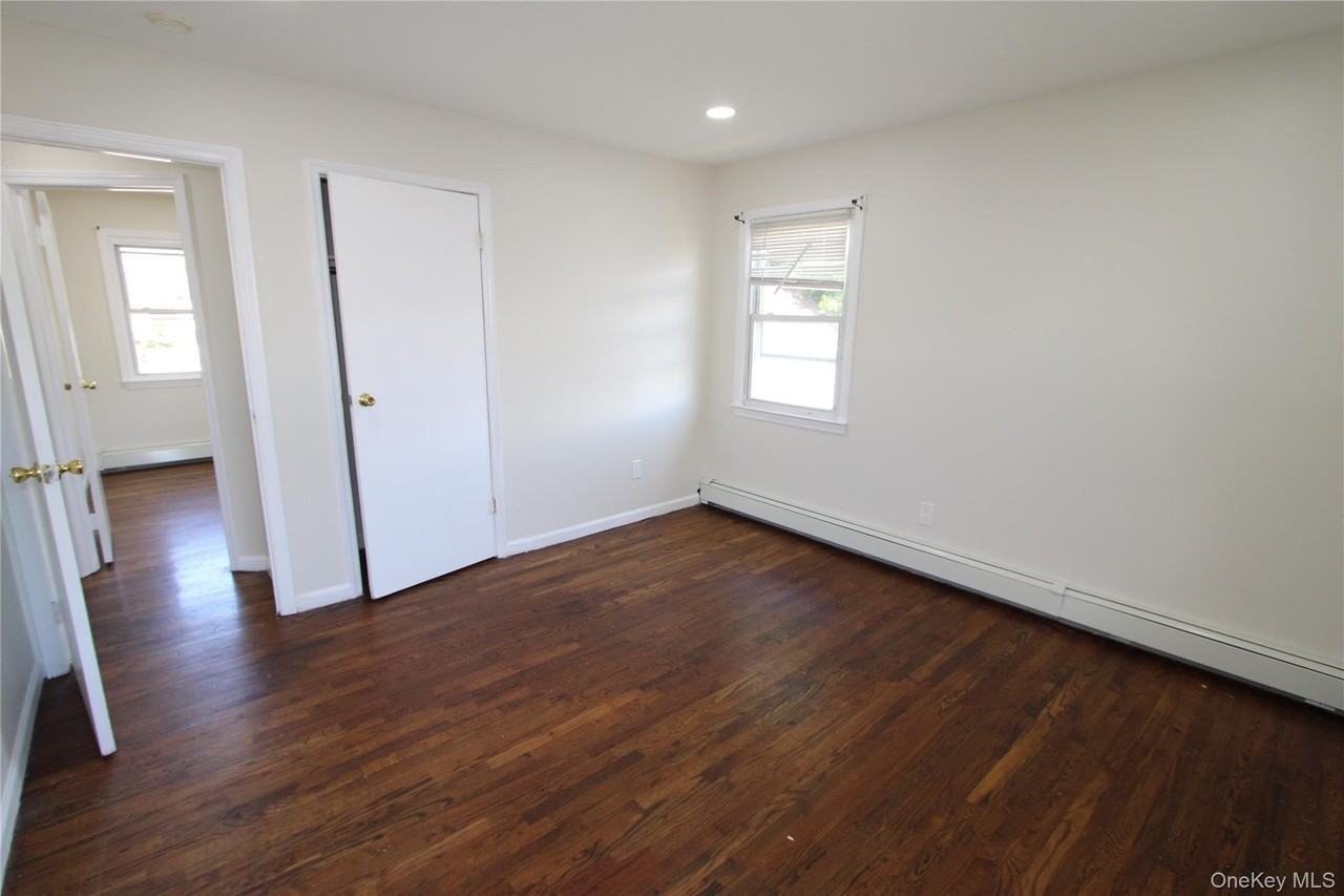 523 Hawthorne Ave - Photo 5 of 16