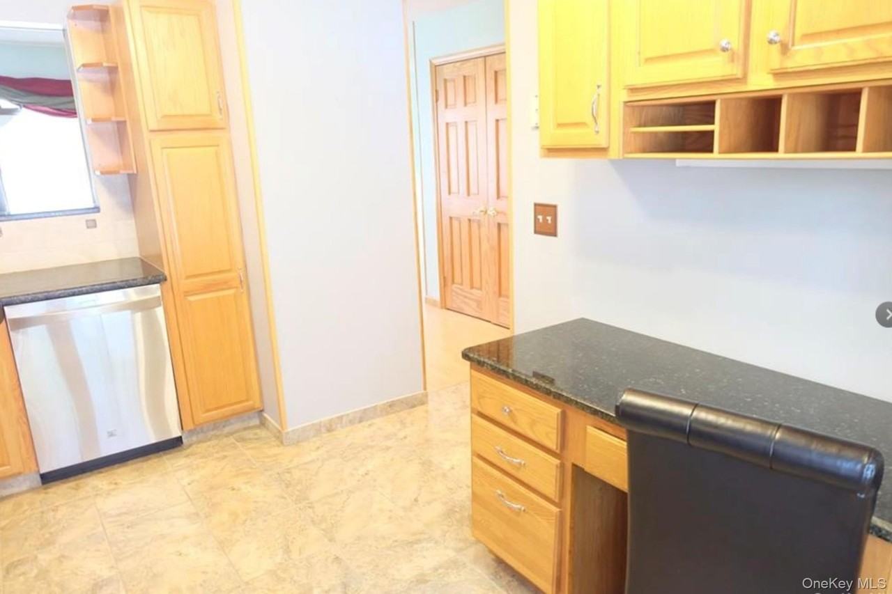 25 Kensington Way - Photo 5 of 15