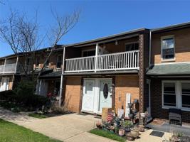featured image of 238 Artist Lake Dr