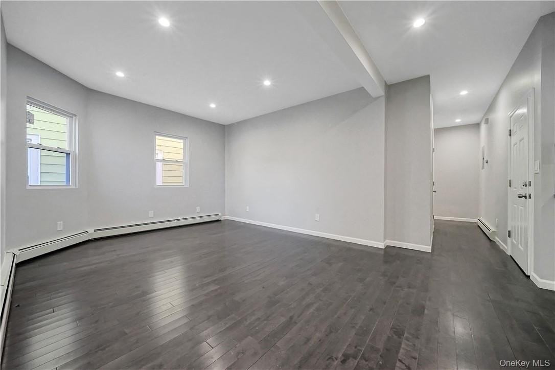 173 Washington St #1 - Photo 5 of 13