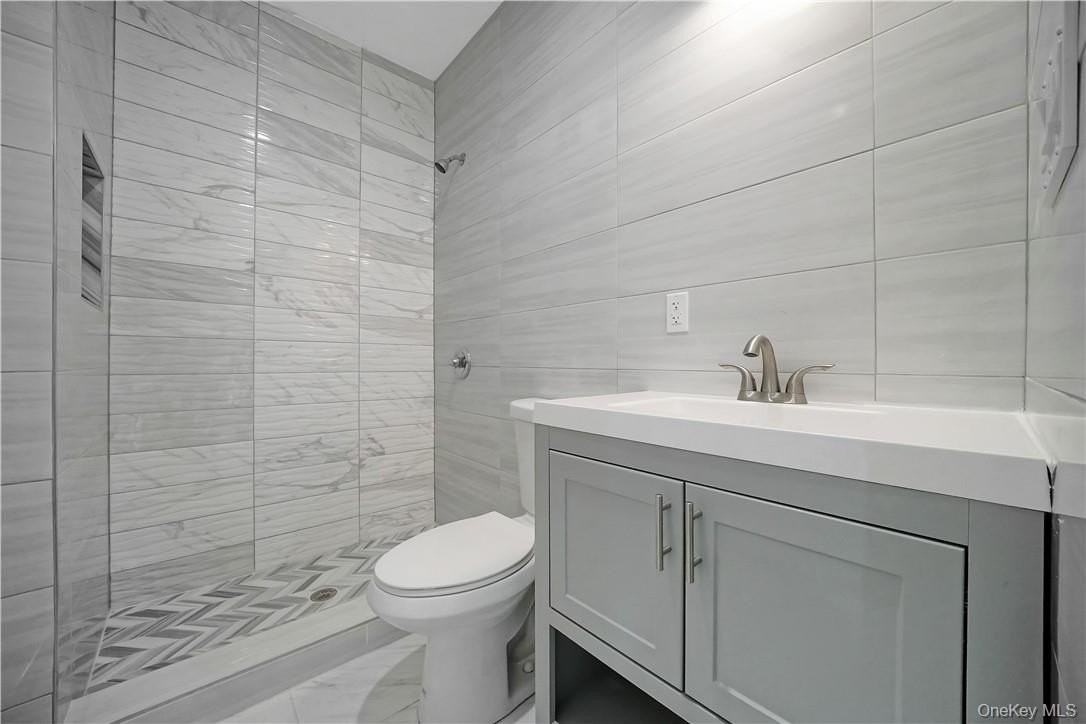 173 Washington St #1 - Photo 7 of 13