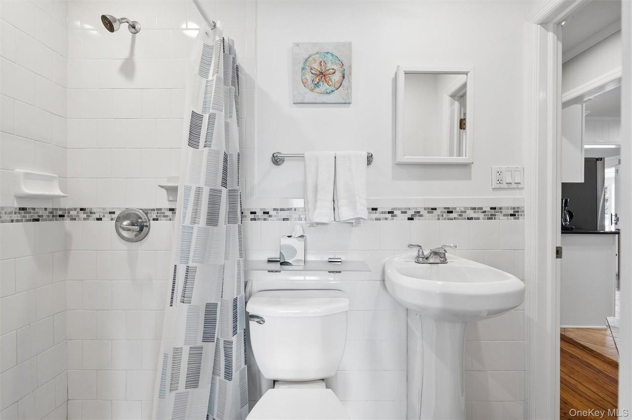 50 Hazelwood Ave - Photo 6 of 13