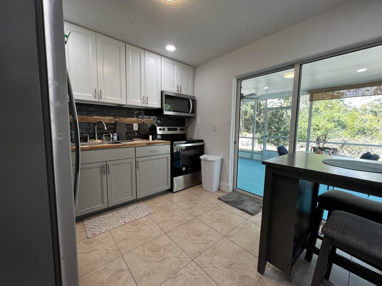 4135 Saums Dr #1 - Photo 6 of 22