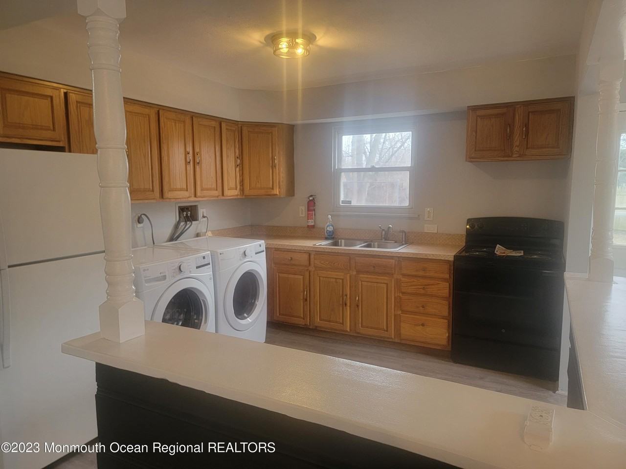 307 Algonquin Trl - Photo 3 of 12