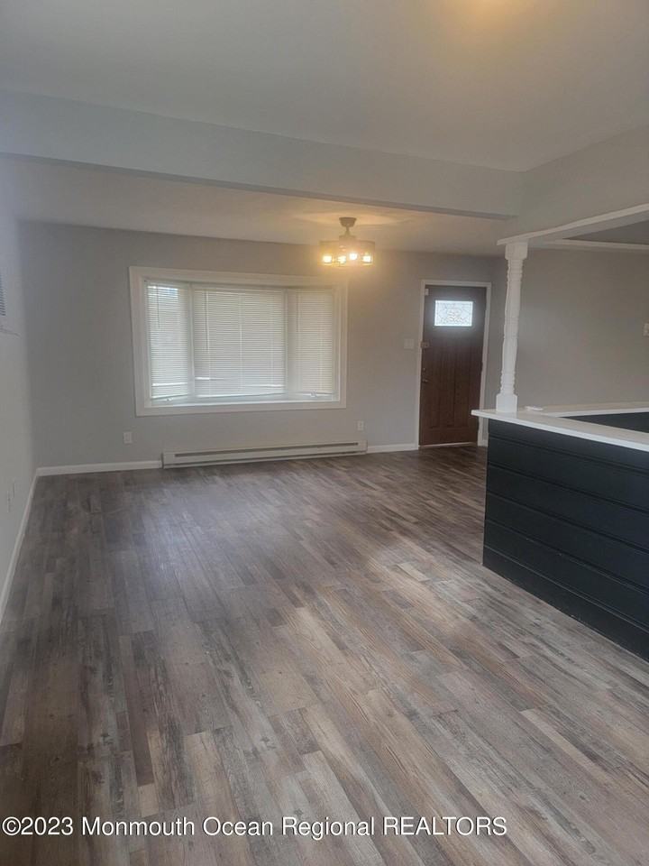 307 Algonquin Trl - Photo 6 of 12