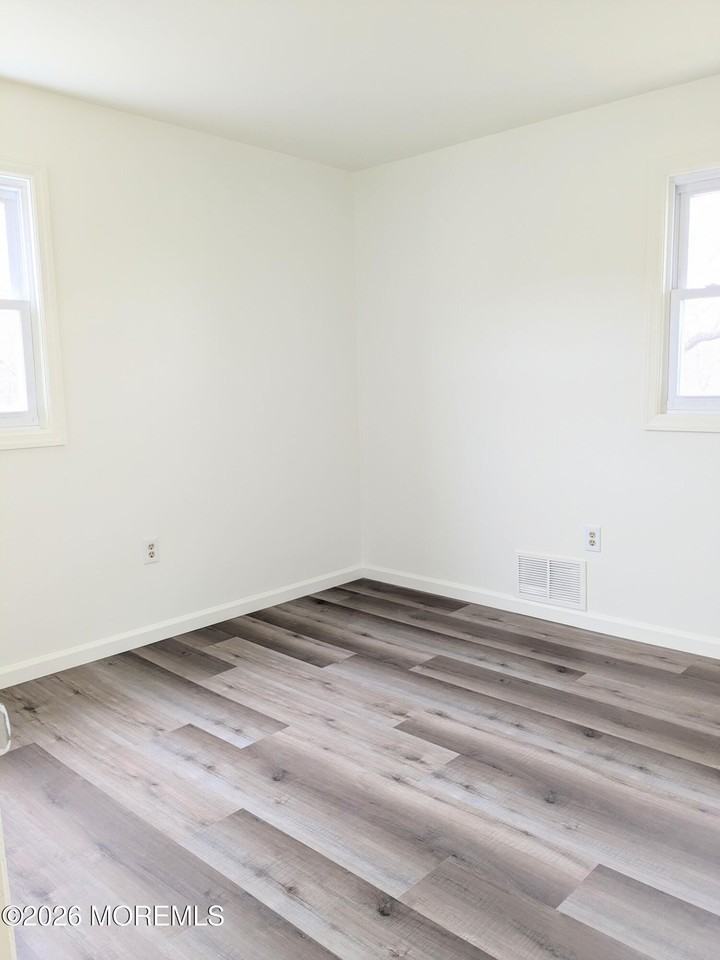 77 Leroy Pl - Photo 6 of 10