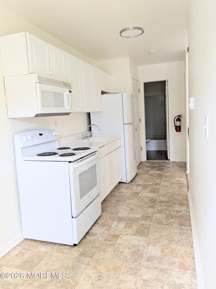 502B Garfield Ave - Photo 3 of 7