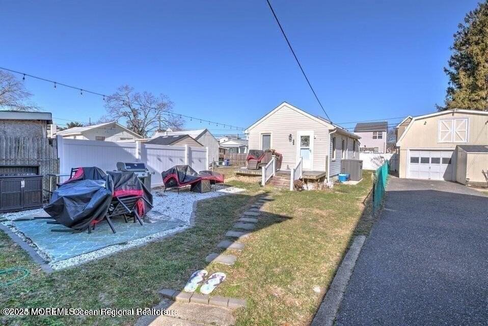 604 1/2 12th Ave #BACK - Photo 2 of 19