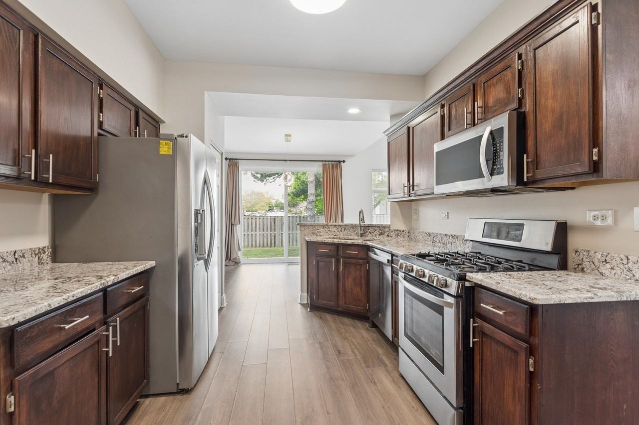 8167 Ripple Rdg - Photo 6 of 14