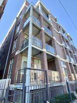 2442 N Clybourn Ave #3N - Photo 1 of 1