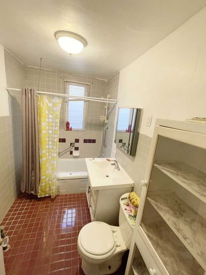 2642 N Springfield Ave #2FL - Photo 6 of 12