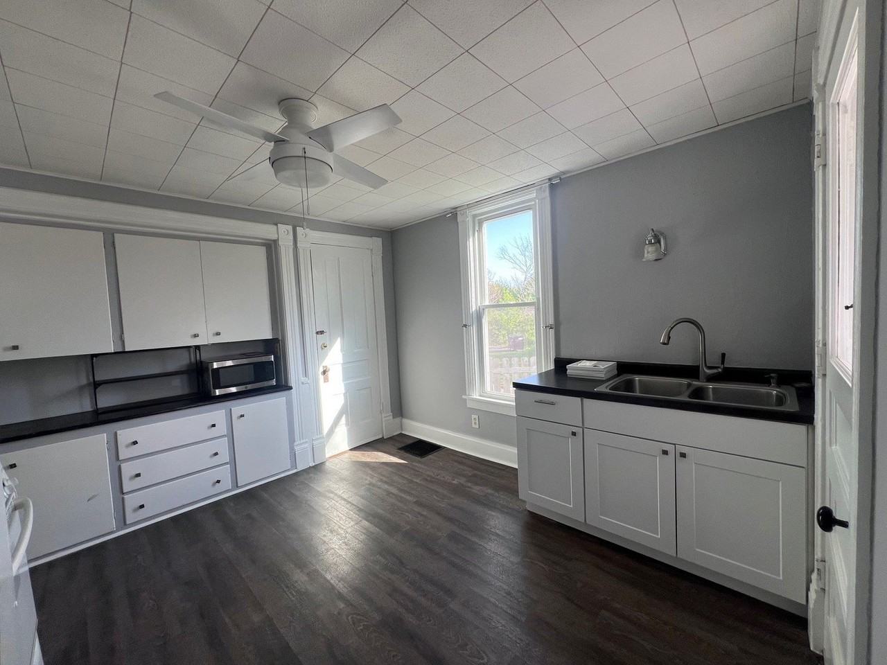 317 Lake Ave #3 - Photo 7 of 17