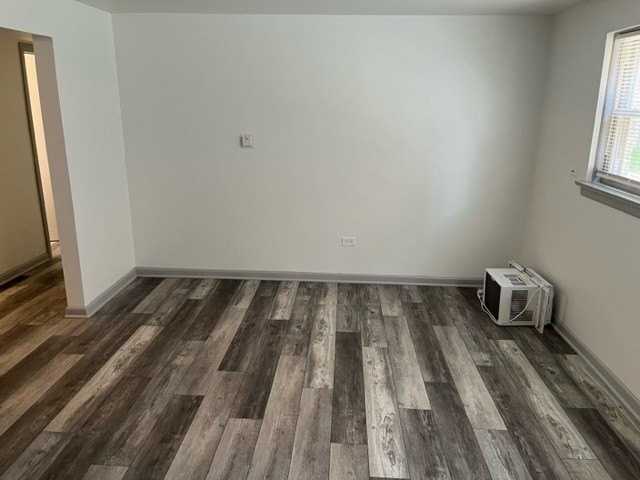 2242 N 73rd Ave #GE - Photo 6 of 12