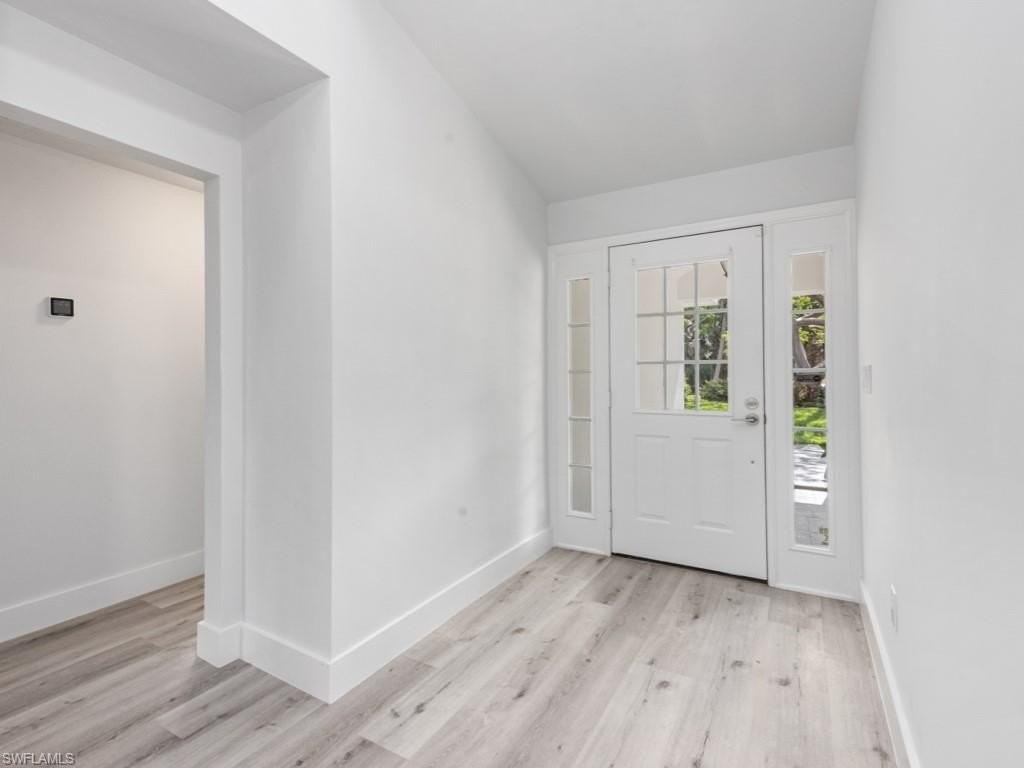 1131 Crayton Rd - Photo 3 of 22