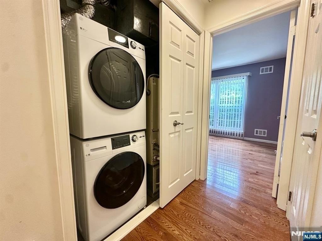 951 Westgate Dr S - Photo 7 of 15