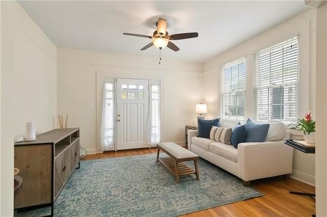 3708 Nashville Ave - Photo 4 of 11
