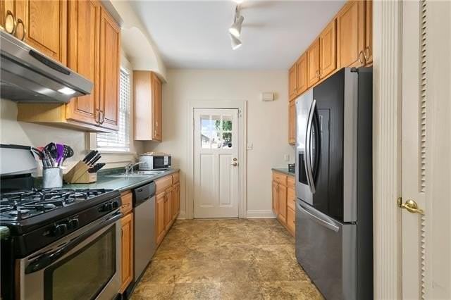 3708 Nashville Ave - Photo 6 of 11