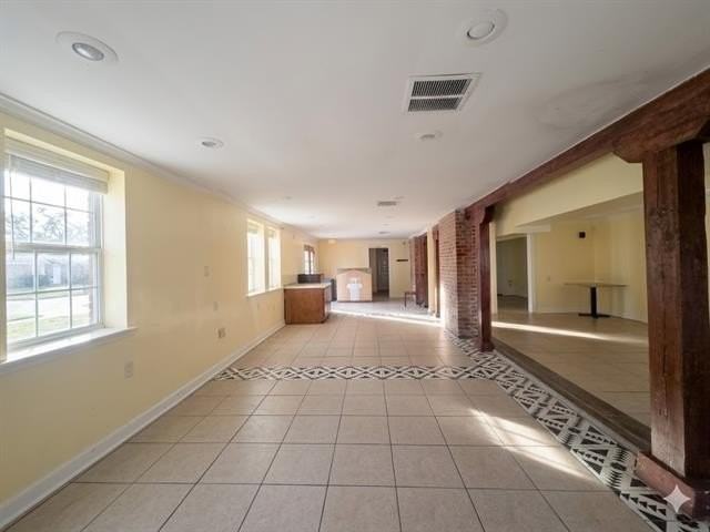 424 S Broad St - Photo 2 of 13