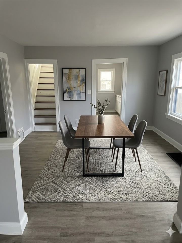 324 Waldo St #1 - Photo 4 of 11