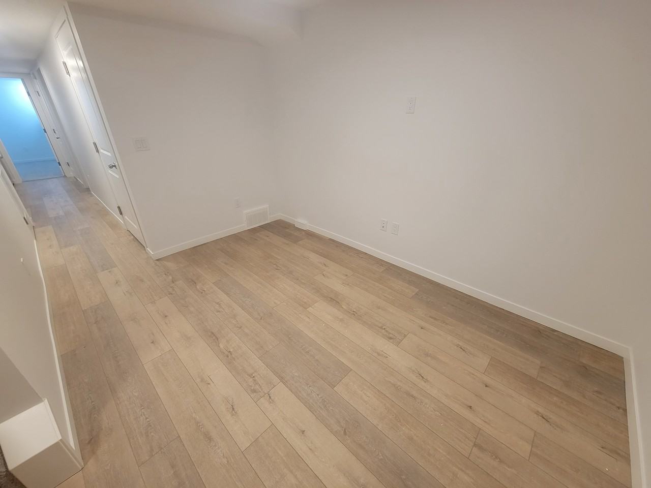 2023 210 St Nw Bsmt #BS - Photo 3 of 11