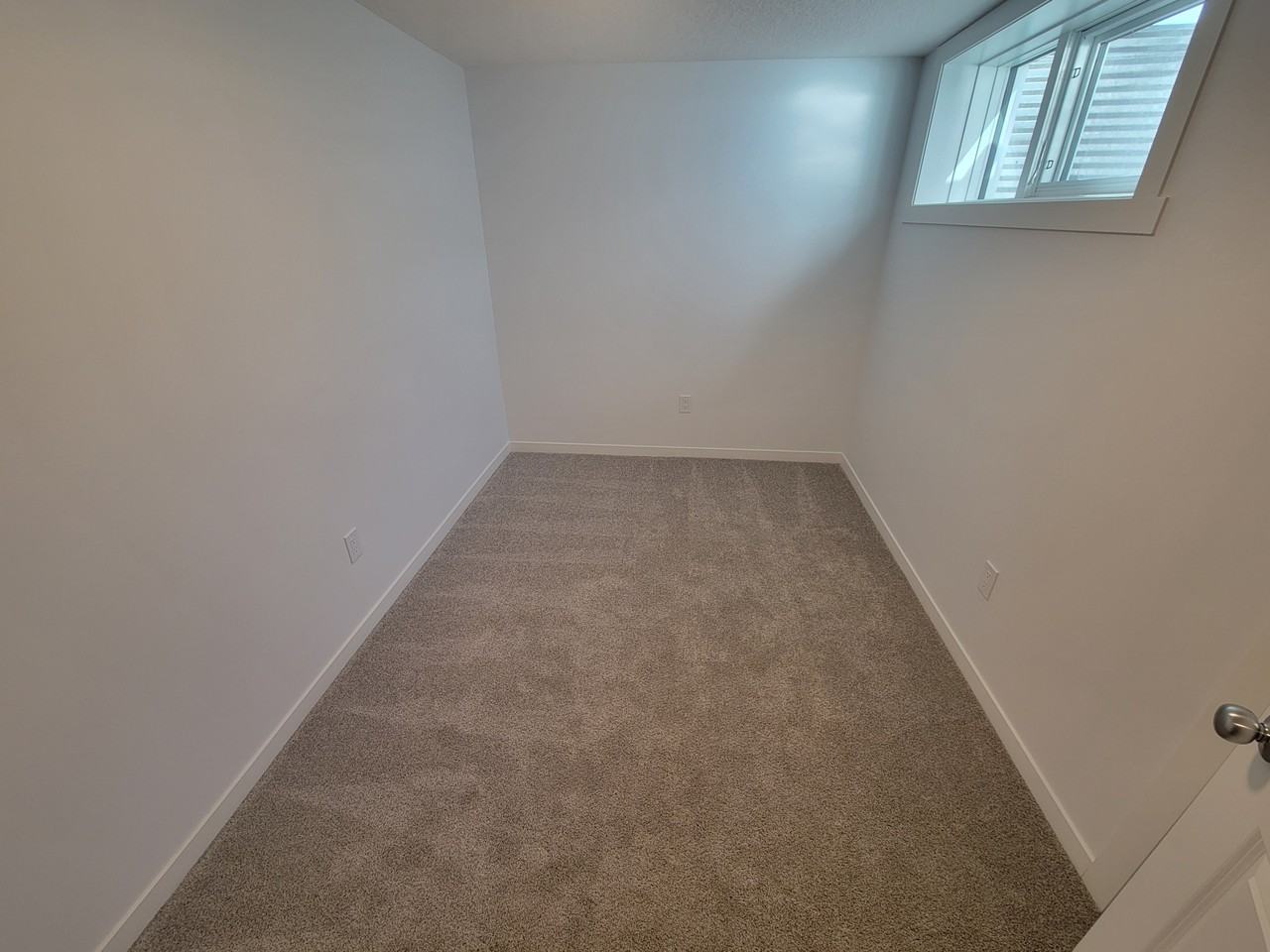 2023 210 St Nw Bsmt #BS - Photo 6 of 11
