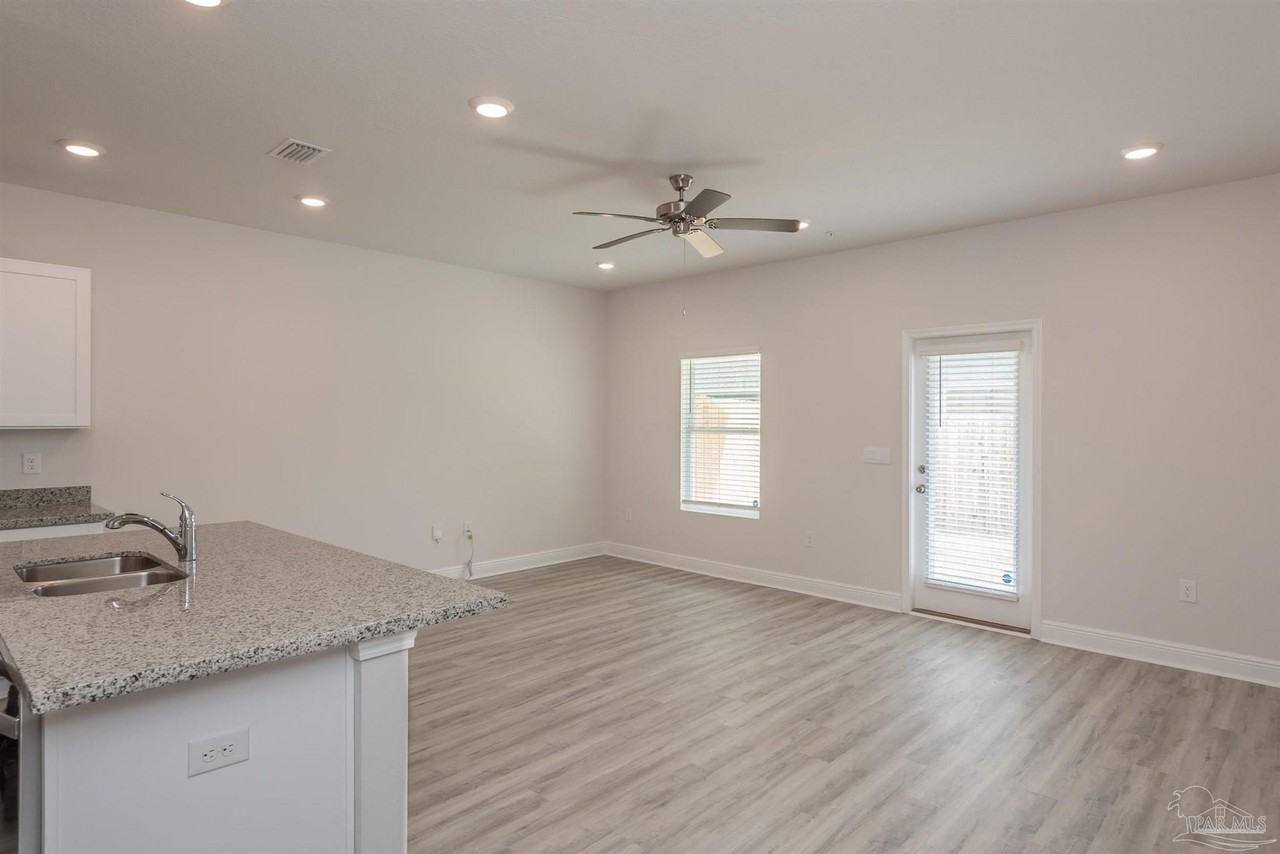 8706 Meadow Flower Ln - Photo 7 of 26