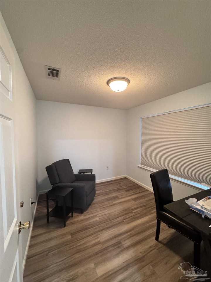 5368 Barbarosa Rd - Photo 7 of 11