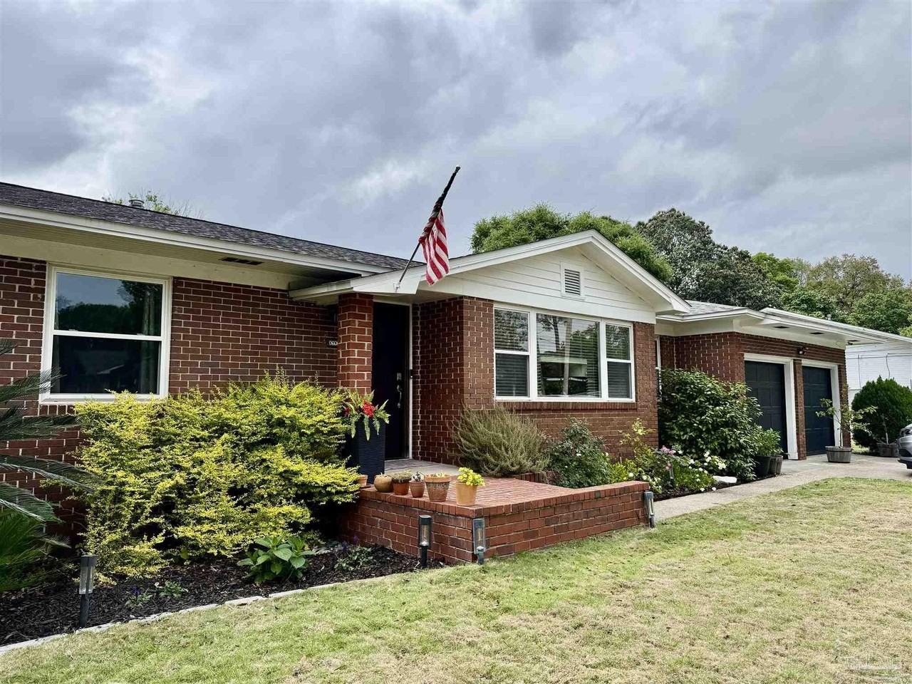 3791 Maule Rd - Photo 2 of 50