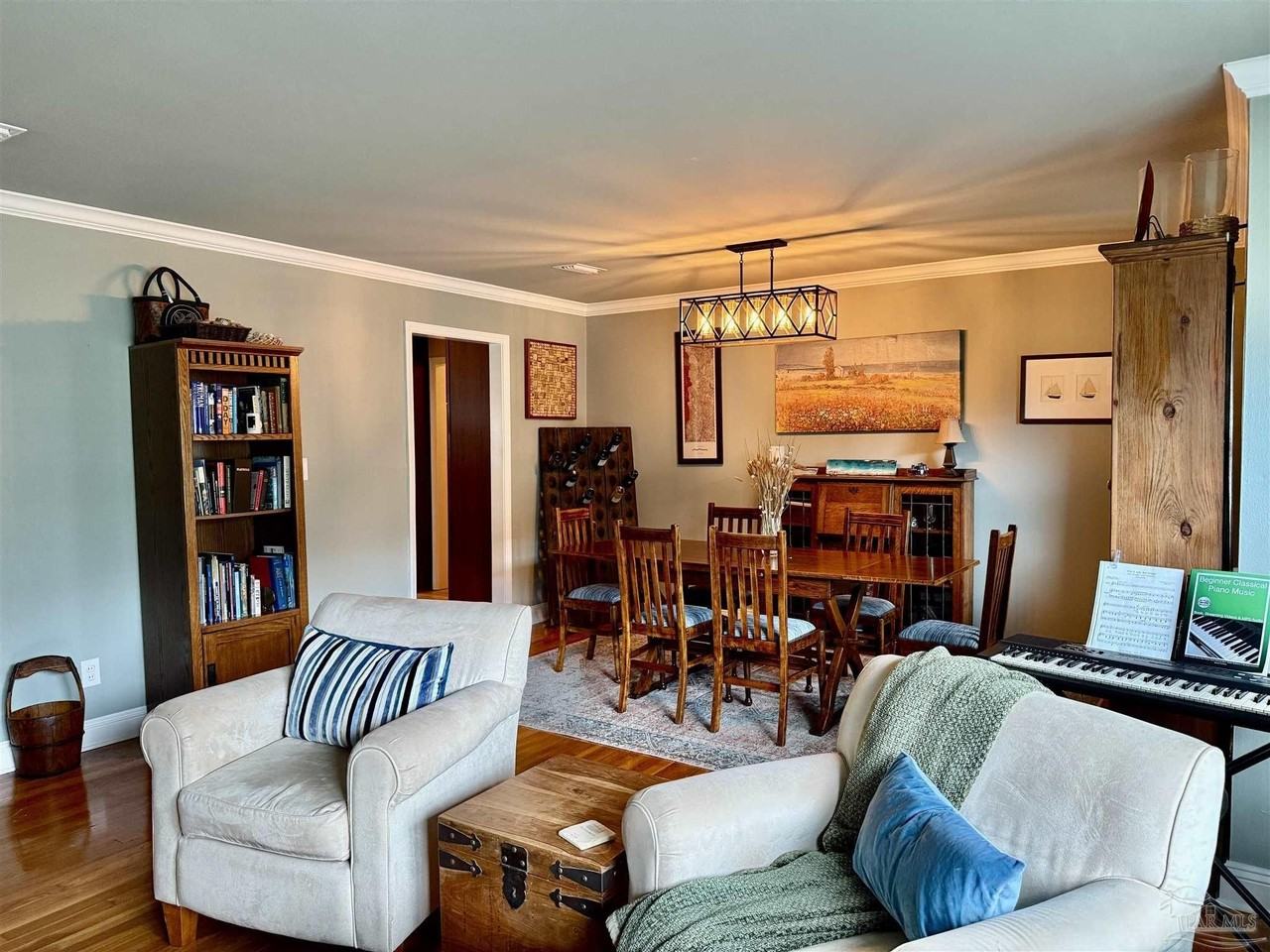 3791 Maule Rd - Photo 5 of 50
