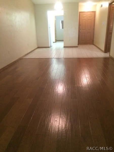 270 E Glassboro Ct - Photo 5 of 10