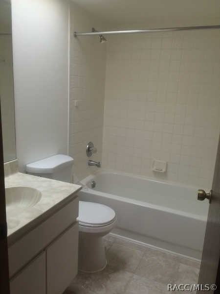 270 E Glassboro Ct - Photo 7 of 10