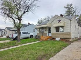 7249 N Silvery Ln - Photo 1 of 1