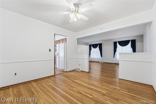 26439 Cecile St - Photo 7 of 39