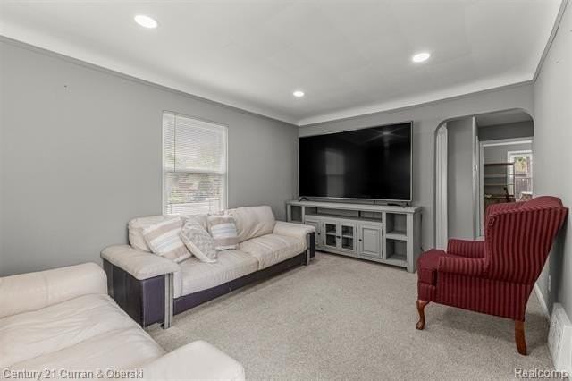 1178 Fort Park Blvd - Photo 7 of 40