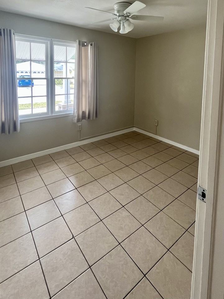 27 Seminole Drive - Photo 7 of 14