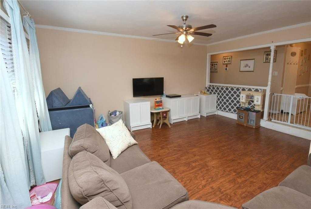 5181 Eagle Run Rd - Photo 5 of 36