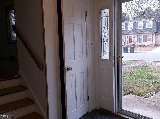 98 Apollo Dr - Photo 4 of 39