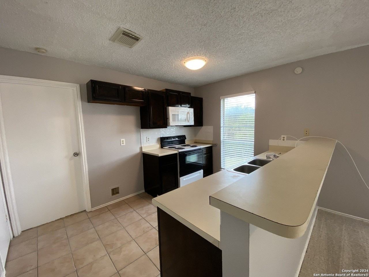 8459 Cranberry Hl #4 - Photo 4 of 22