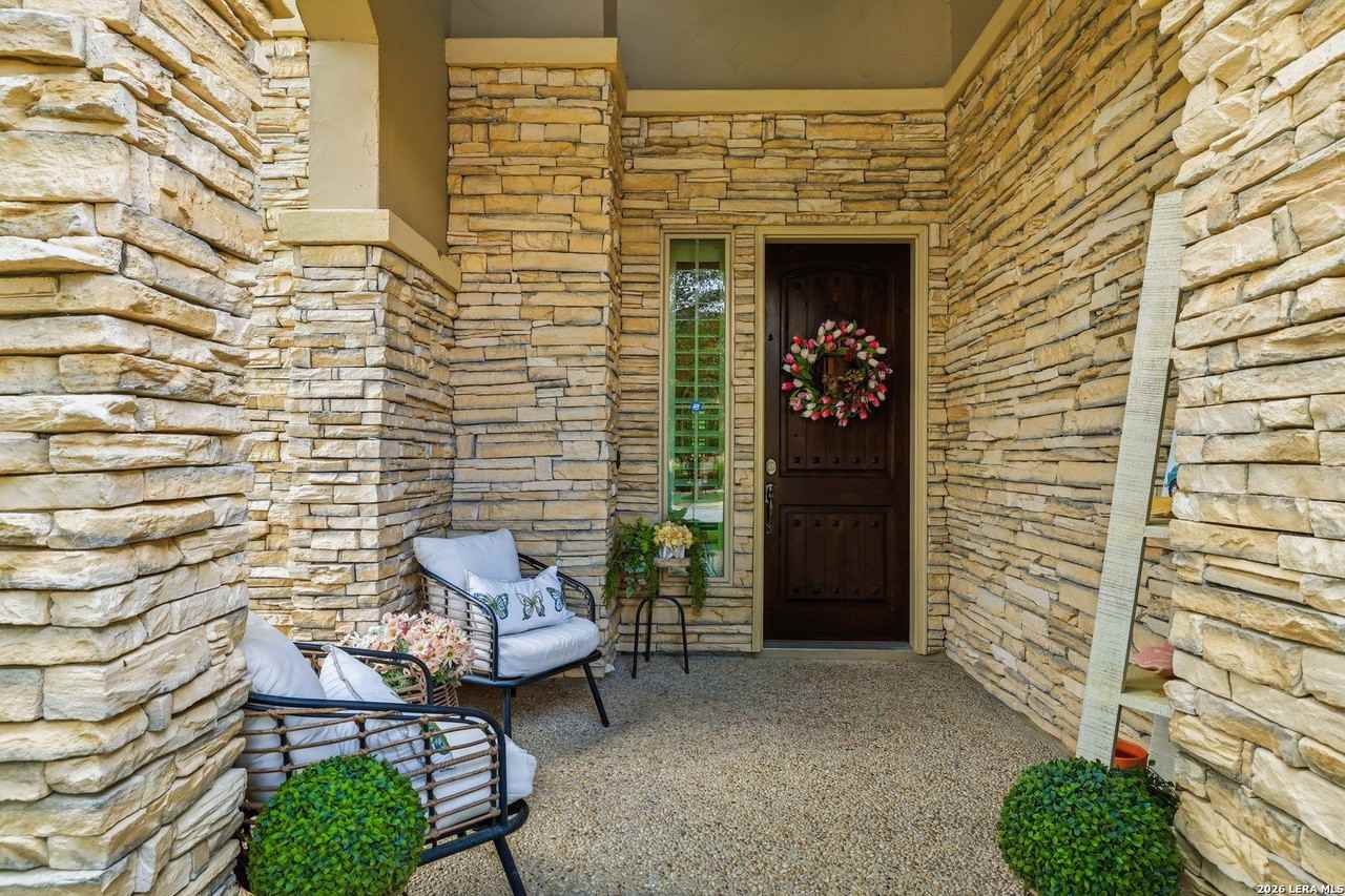 430 Tranquil Oak - Photo 2 of 30