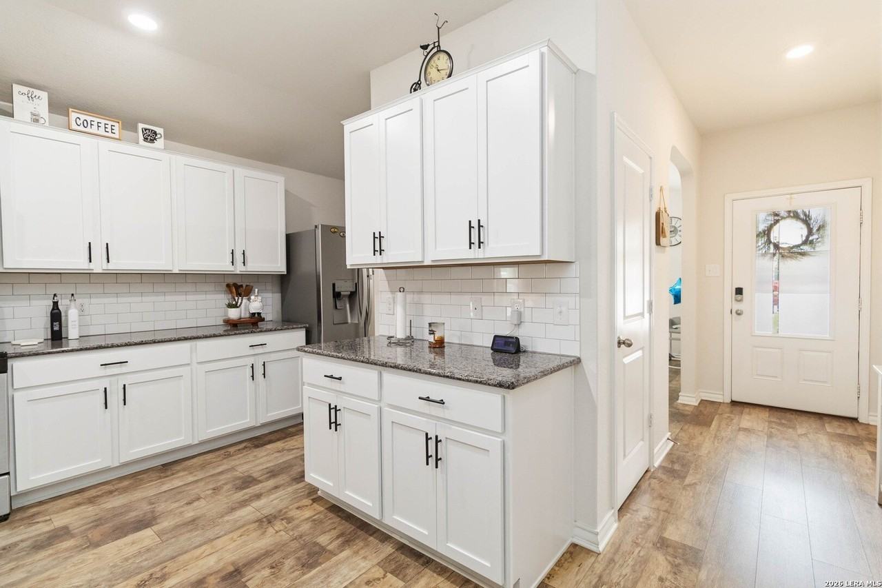 6638 Hoffman Pln - Photo 6 of 25