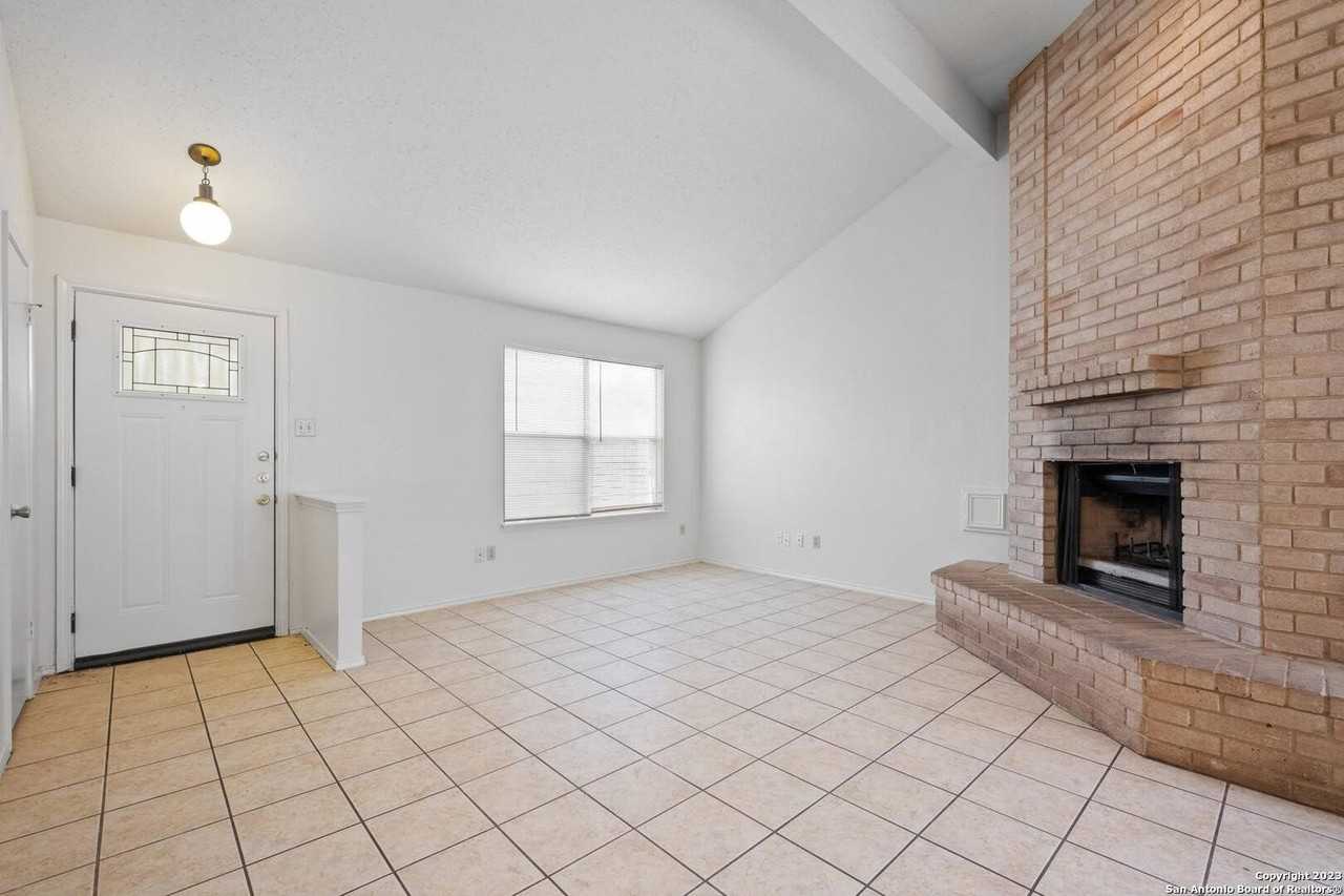 11331 Two Wells Dr - Photo 7 of 25