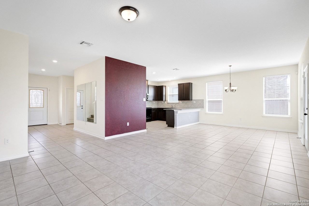 2407 Sunset Bnd - Photo 7 of 29