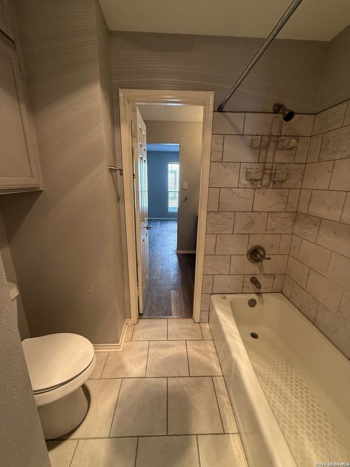 4918 Ali Ave #1 - Photo 3 of 9