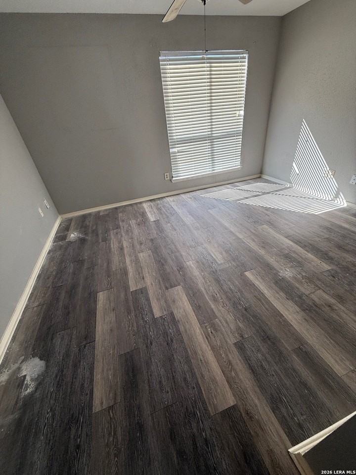 4918 Ali Ave #1 - Photo 5 of 9